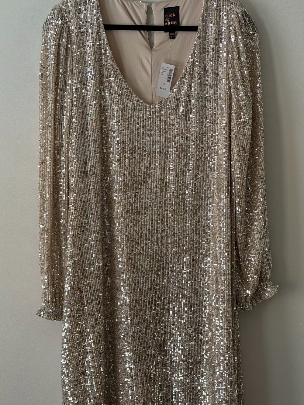 Reitmans Champagne Sequin V-Neck Long Sleeve Tunic